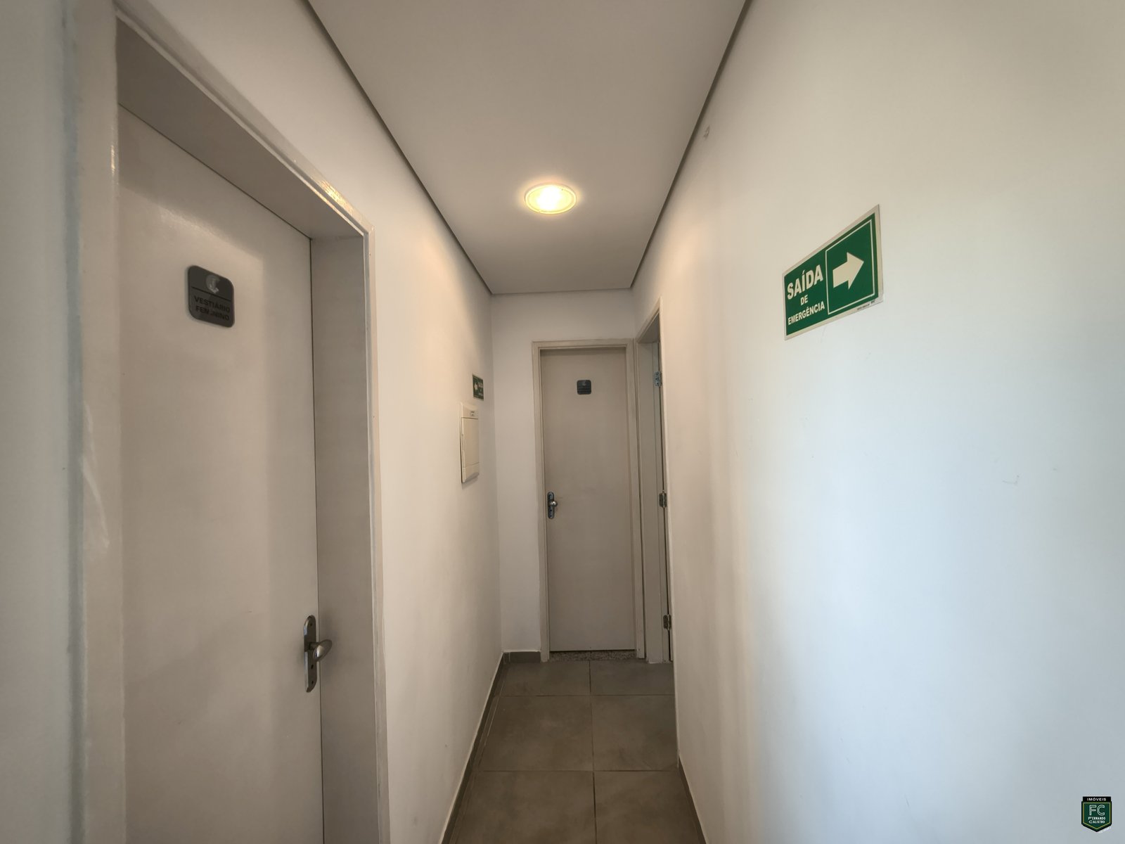 ca678ec84b5574a8e98a571ec431d9d1.jpg