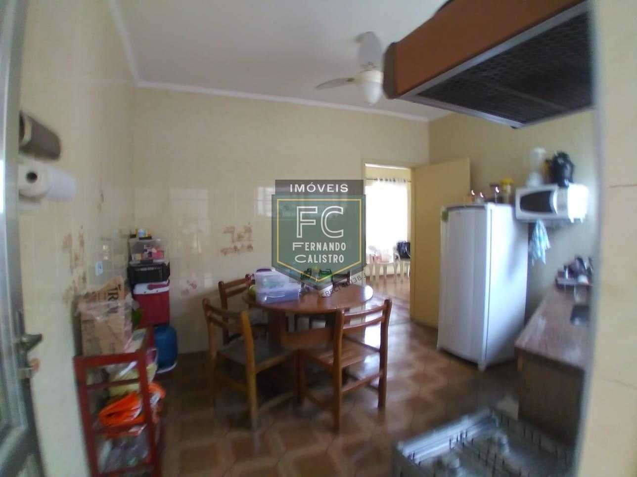 13d0ef9c97d3e53856e04f0ec5ca2cb3.jpg