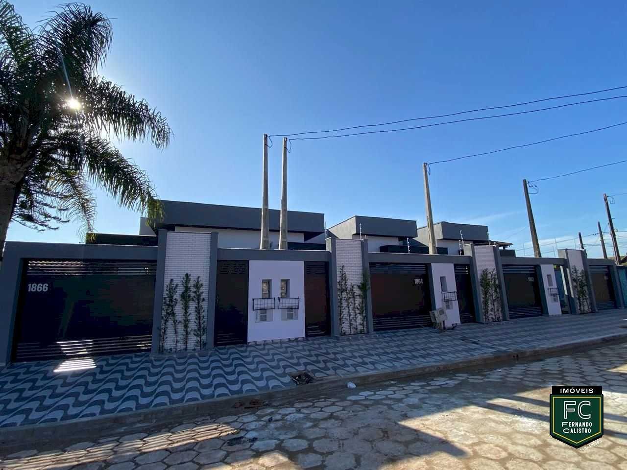 Casa Nova 3 Dorms 2 Suítes com Piscina e Gourmet Lado Praia