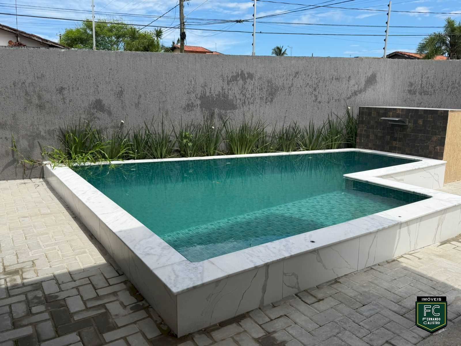 Casa Moderna em Conceito com Piscina Aberto Perto da Praia
