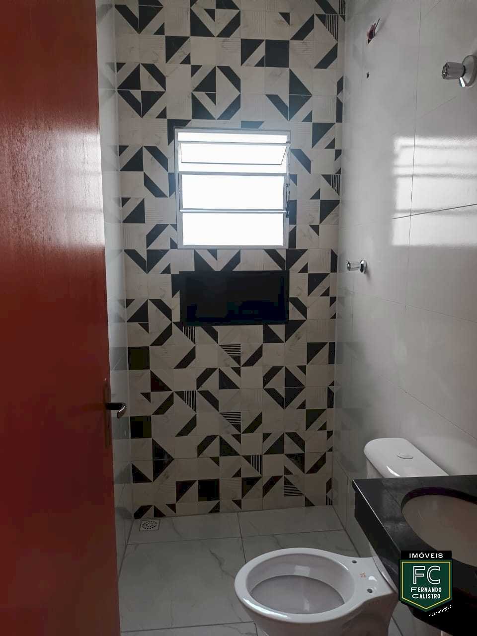 83e0f97e16f755bfdf4229a8ce115d31.jpg