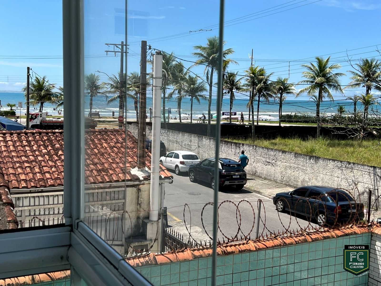Sobrado Mobiliado a 50 Metros Da Praia Com 3 Dormitórios