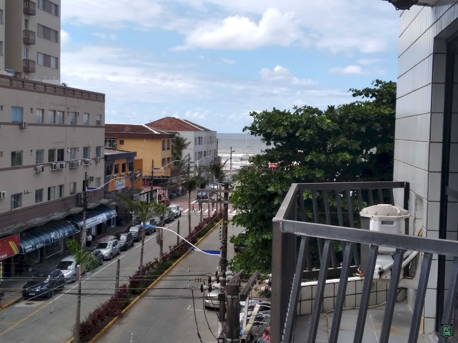 Apartamento 2 Dorms 87m² Vista Mar No Coração de Mongaguá