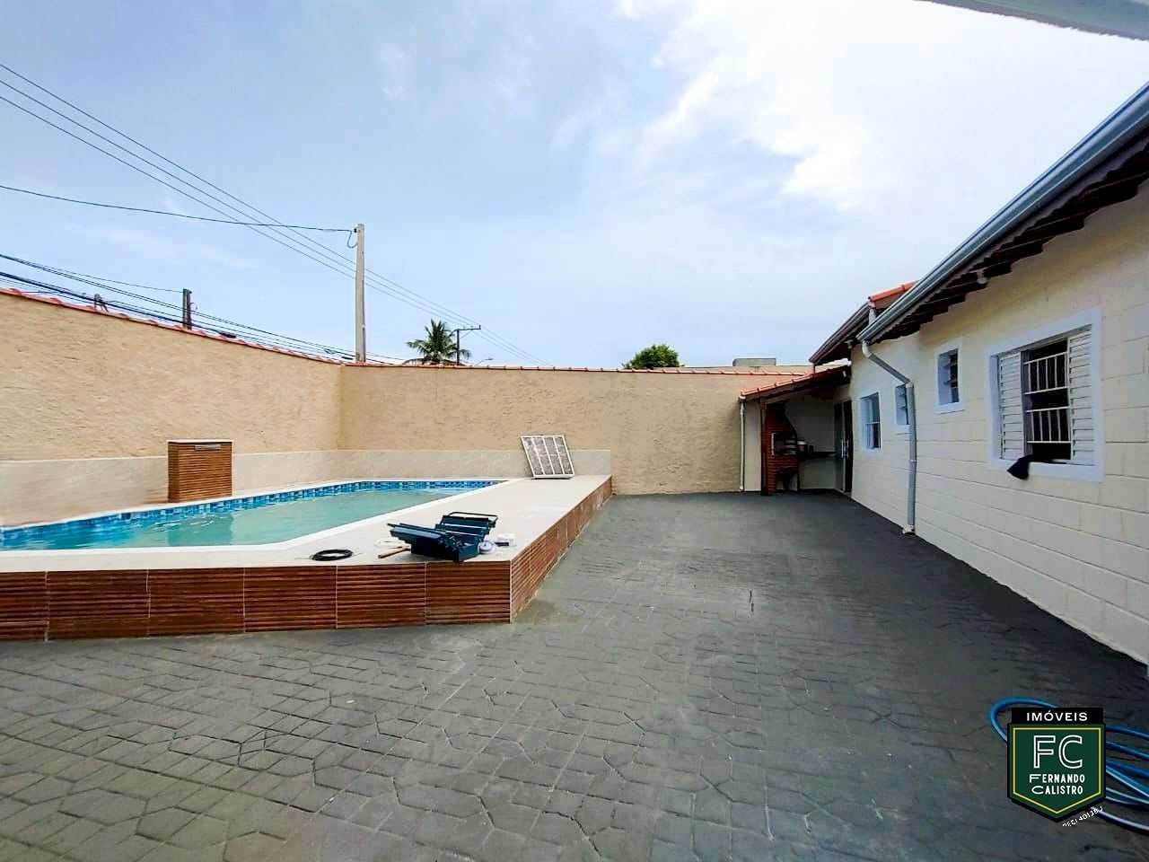 Casa com Piscina e Hidro a 100m da Praia em Suarão