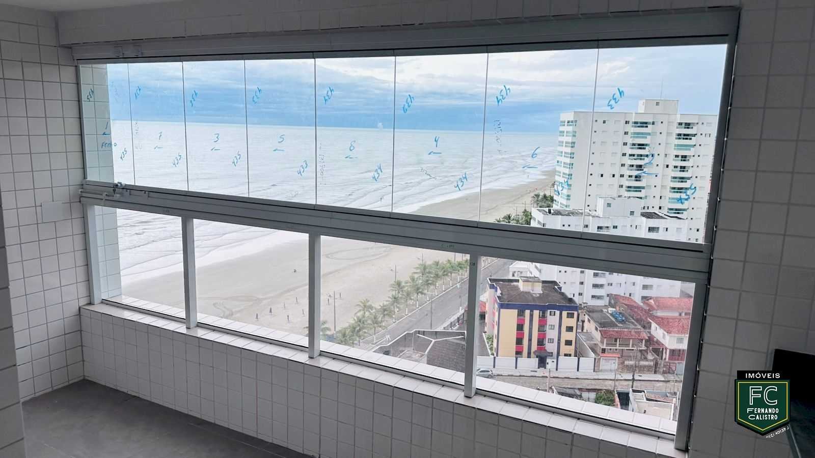 Apto Novo c/ Varanda Envidraçada em Cond. Clube Frente Mar